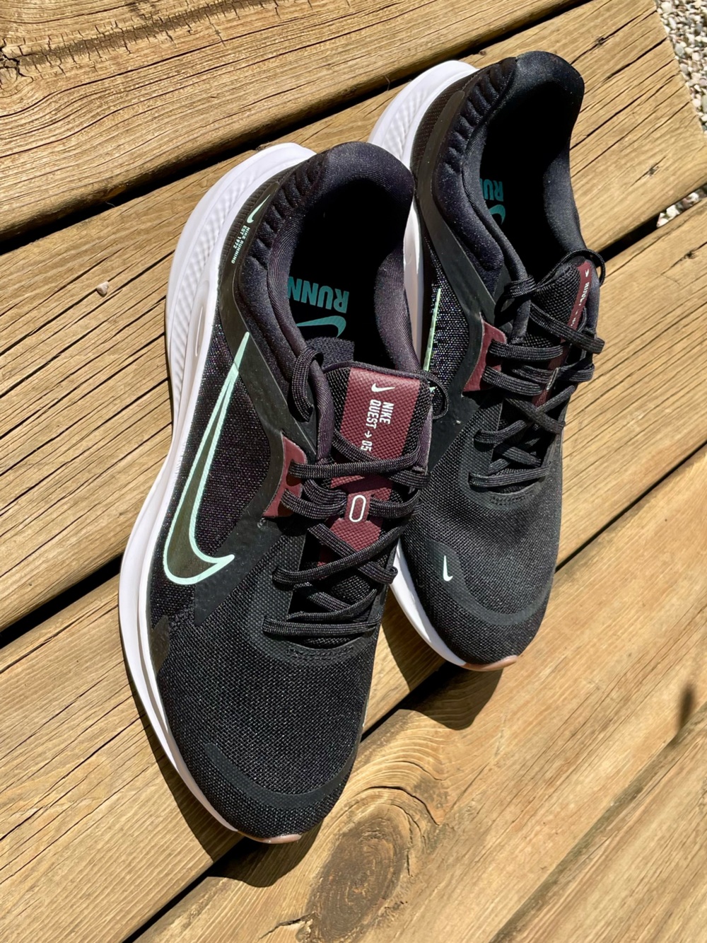 Nike Quest Black Sneaker with green & white Swoosh Detail